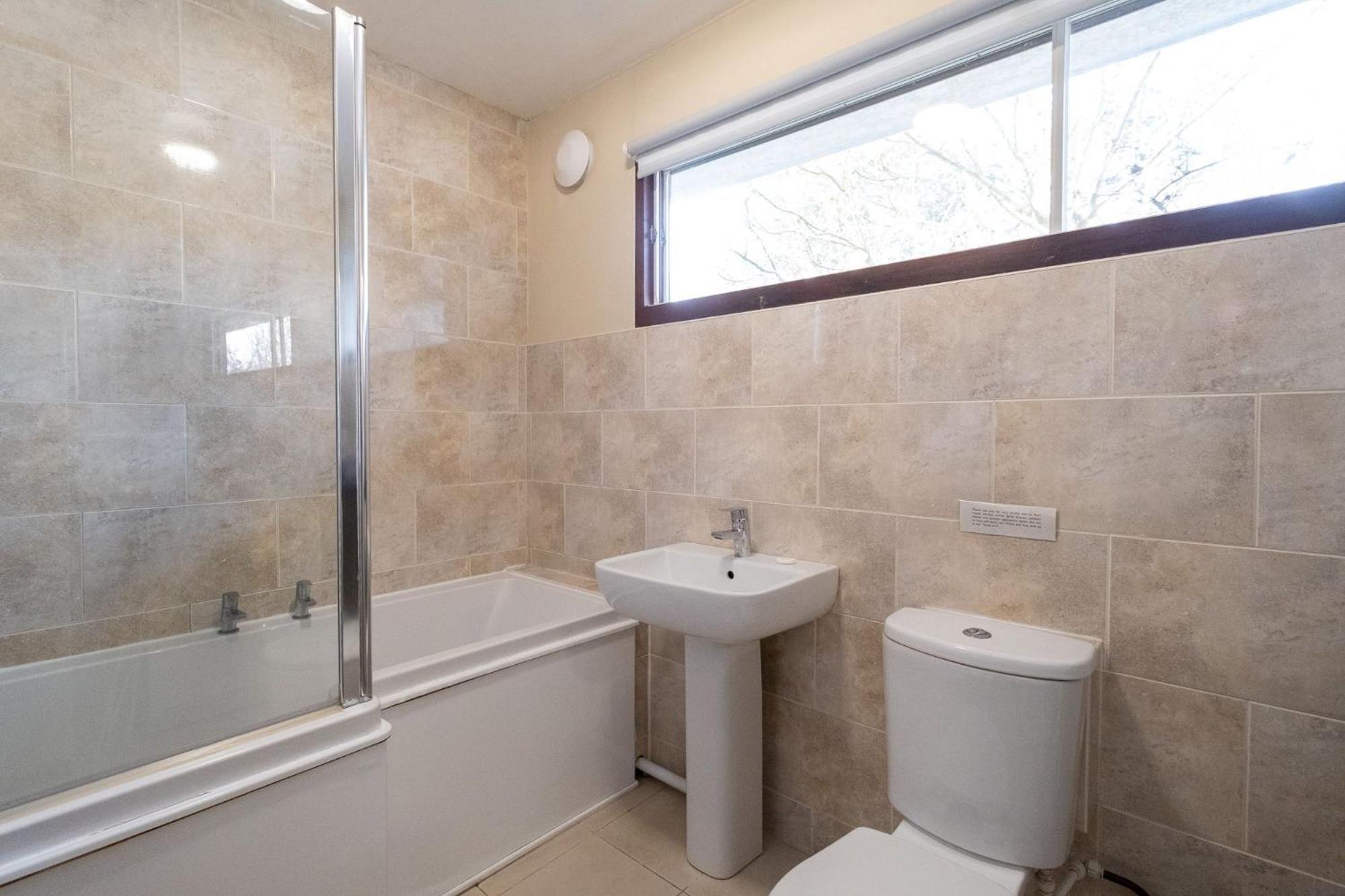 Sea Poppies Villa Торпнес Екстериор снимка