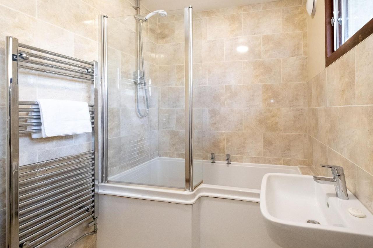 Sea Poppies Villa Торпнес Екстериор снимка