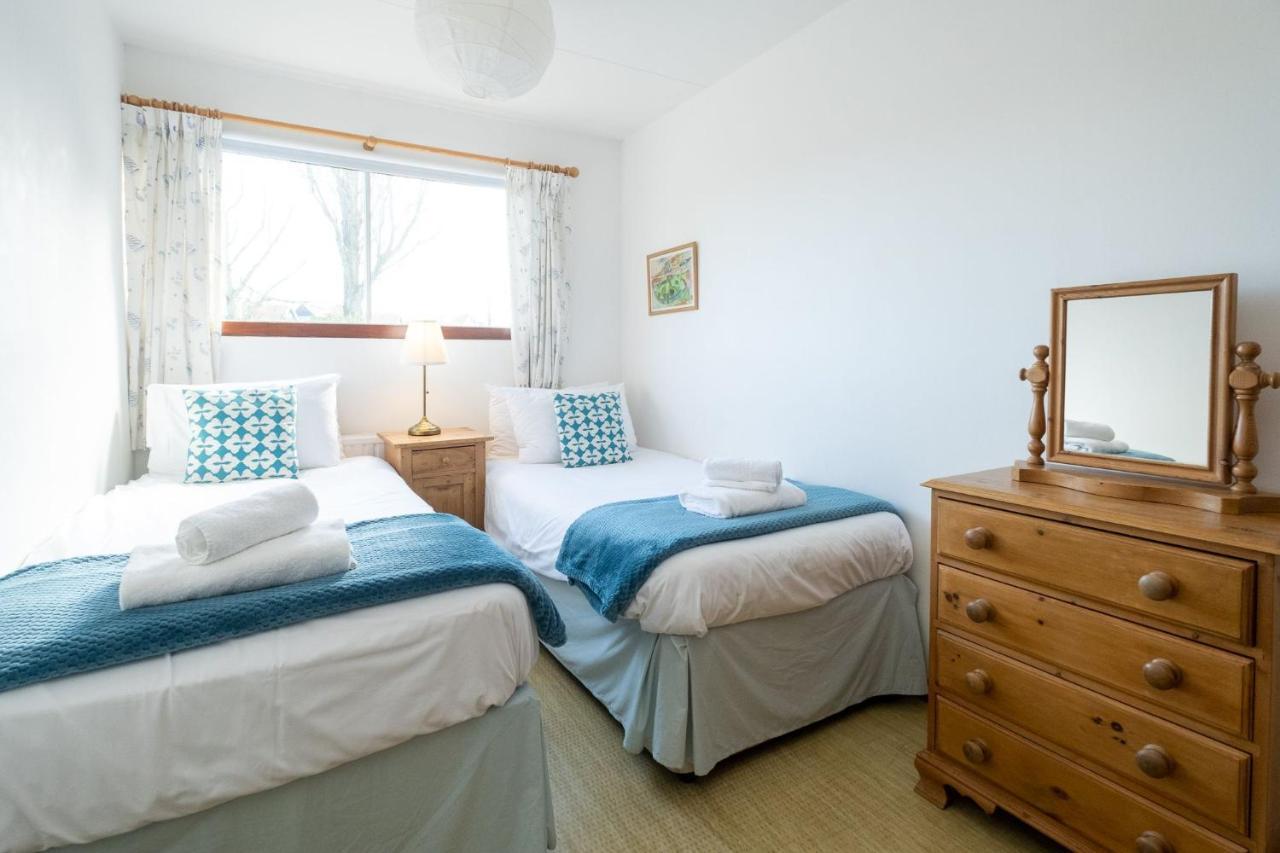 Sea Poppies Villa Торпнес Екстериор снимка
